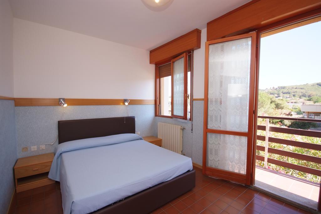 Residence Elite Marina di Campo Oda fotoğraf