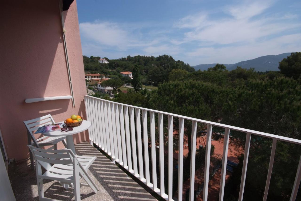 Residence Elite Marina di Campo Oda fotoğraf